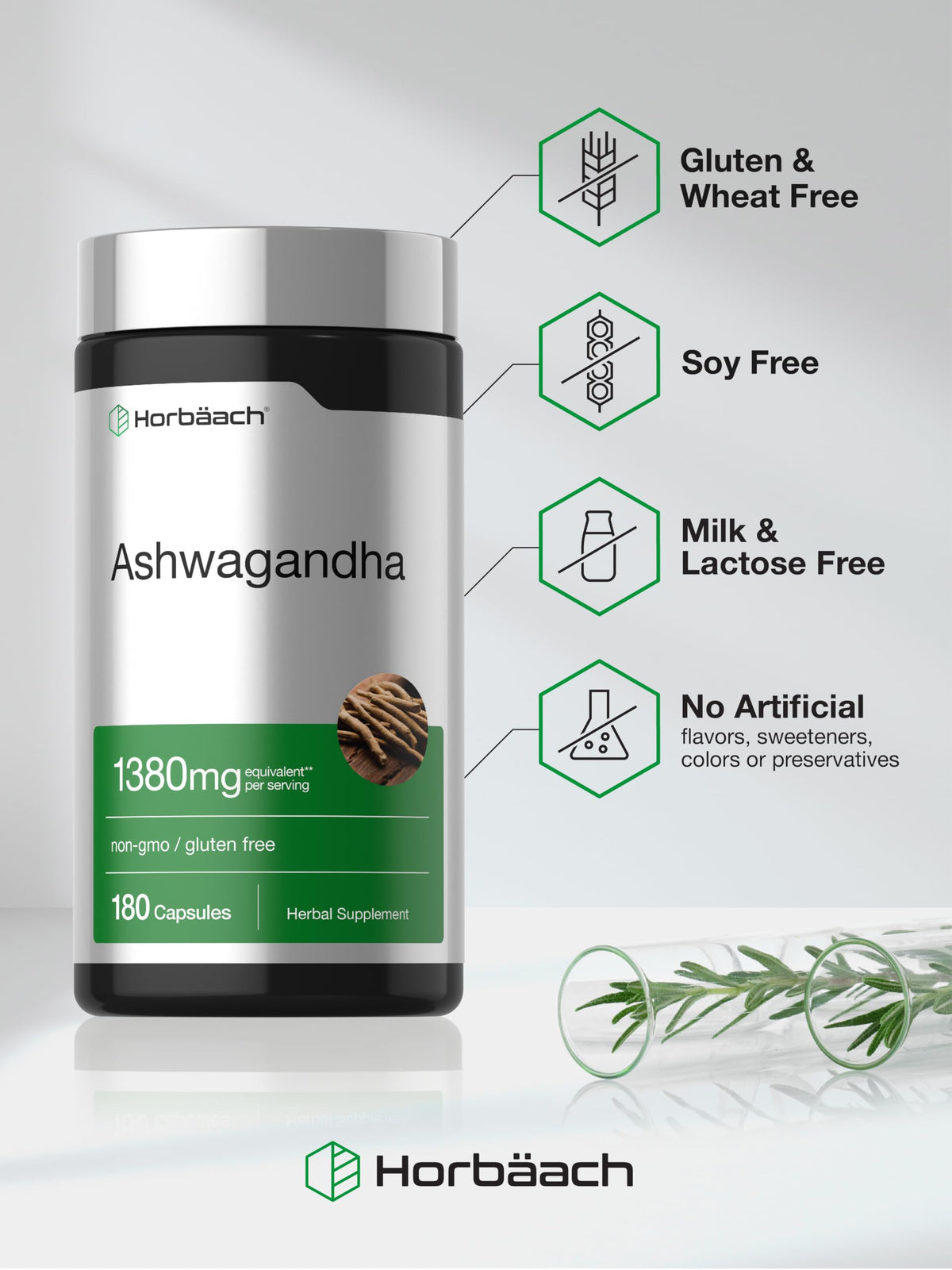 Horbäach Ashwagandha 180 capsules en usage avec un verre d'eau