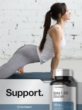 Horbäach Beta Glucan 700 mg capsules sur un fond blanc