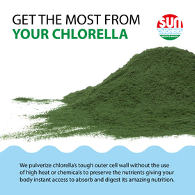 Illustration de la poudre Sun Chlorella dans un smoothie