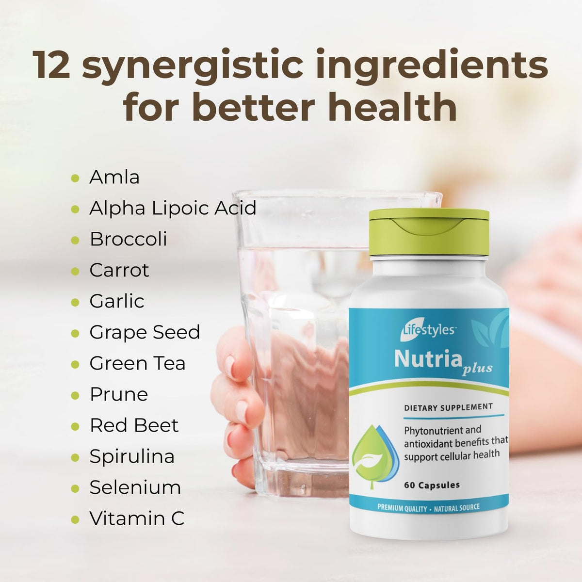 Intra NutriaPlus capsules sur une surface en bois