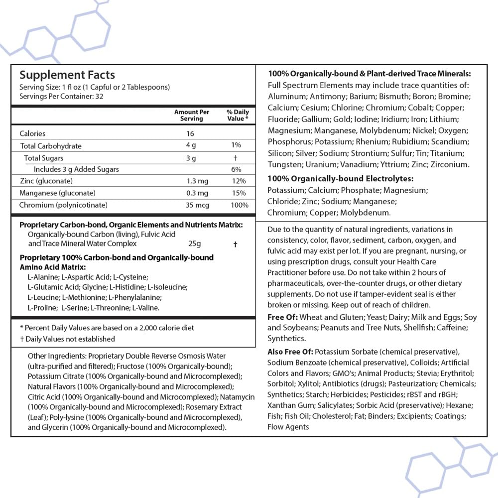 IntraMin Complément Minéral dans un verre avec glaçons