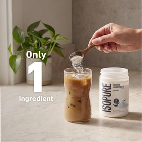 Isopure Poudre de Créatine Monohydrate 100% Pure 572g sur une table de cuisine