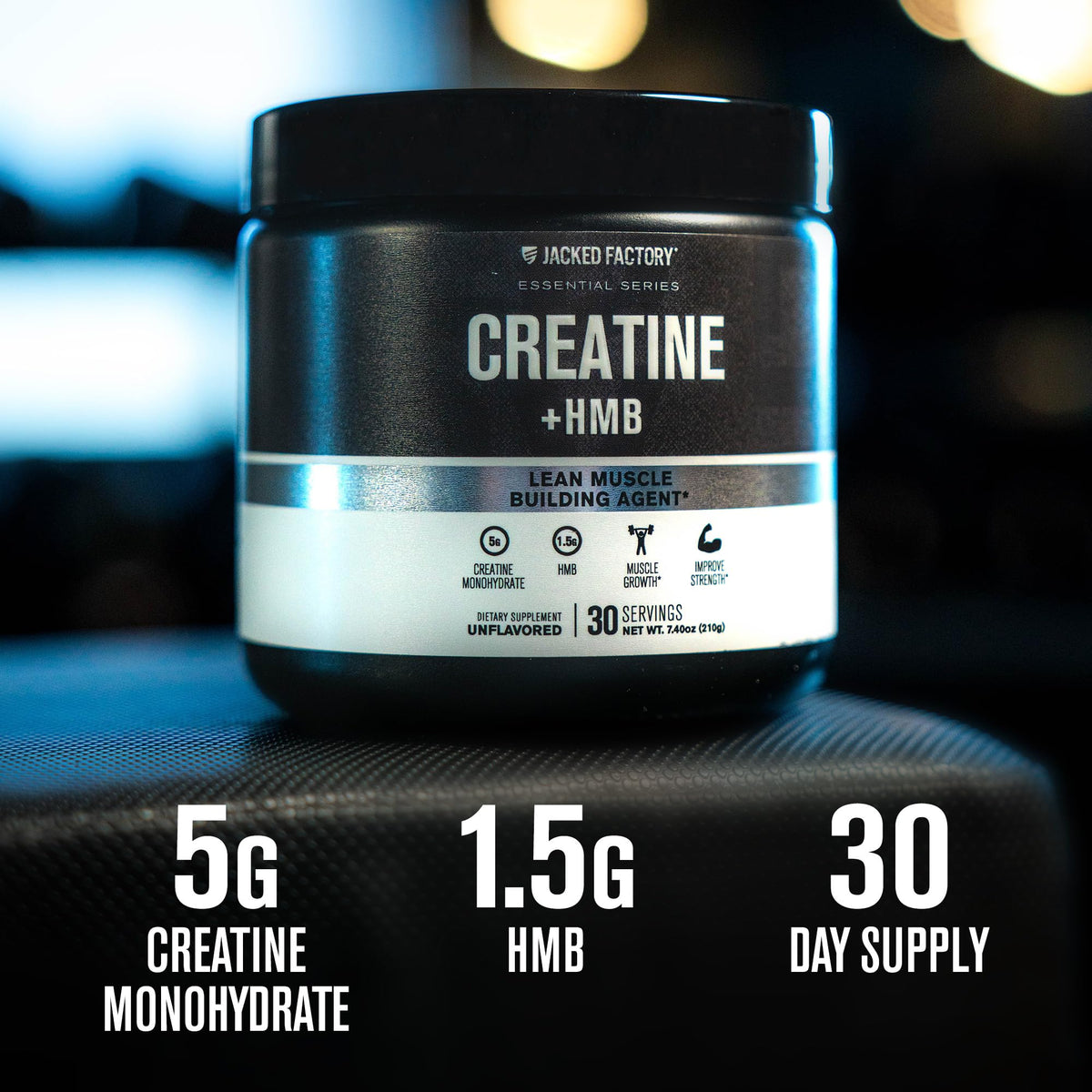 Jacked Factory Créatine HMB poudre dans un shaker