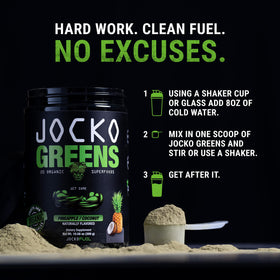 Jocko Fuel Daily Greens Poudre Superaliment Ananas Coco en utilisation quotidienne