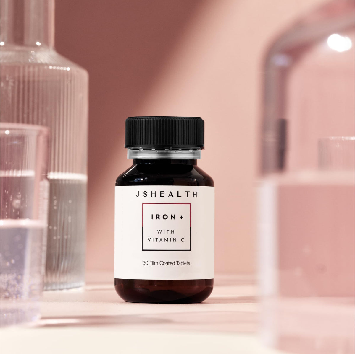 JSHealth Complément de Fer et vitamine C sur fond blanc