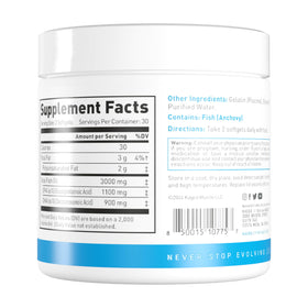 Kaged Omega 3 Huile de Poisson 3000mg gélules dans un verre d'eau