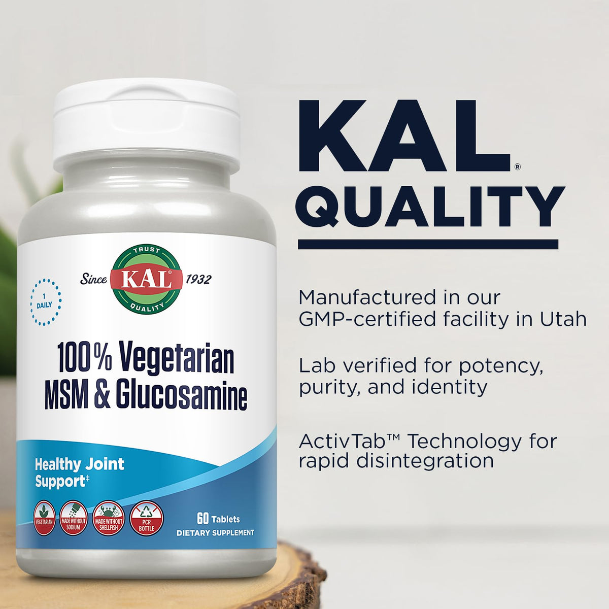 KAL Complément Alimentaire MSM et Glucosamine tablette à côté d'un verre d'eau
