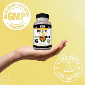 Kaya Naturals Enzymes daily en main pour démonstration
