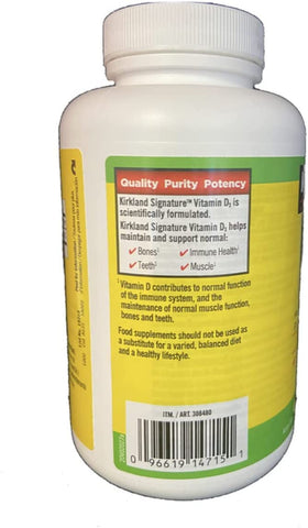 KIRKLAND Vitamine D3 600 gélules avec gélule en gros plan