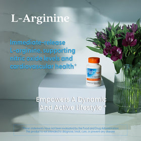 L-Arginine Doctor's BEST en situation sur une table avec des suppléments