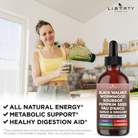 Liberty Lifestyle Complément Alimentaire Liquide 240 ml sur une table avec d'autres ingrédients