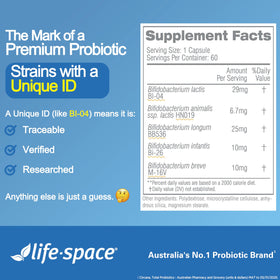 Life-Space Probiotiques 60 Capsules Végétariennes en main