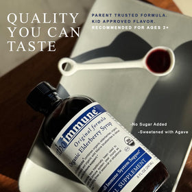 Maine Medicinals Sirop de Sureau Bio 240 ml - bouteille sur une table