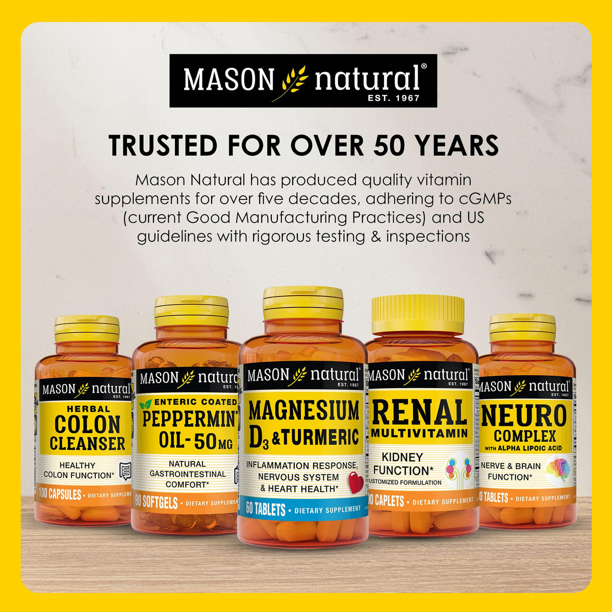 MASON NATURAL Vitamine D3 2000 IU capsules dans une main