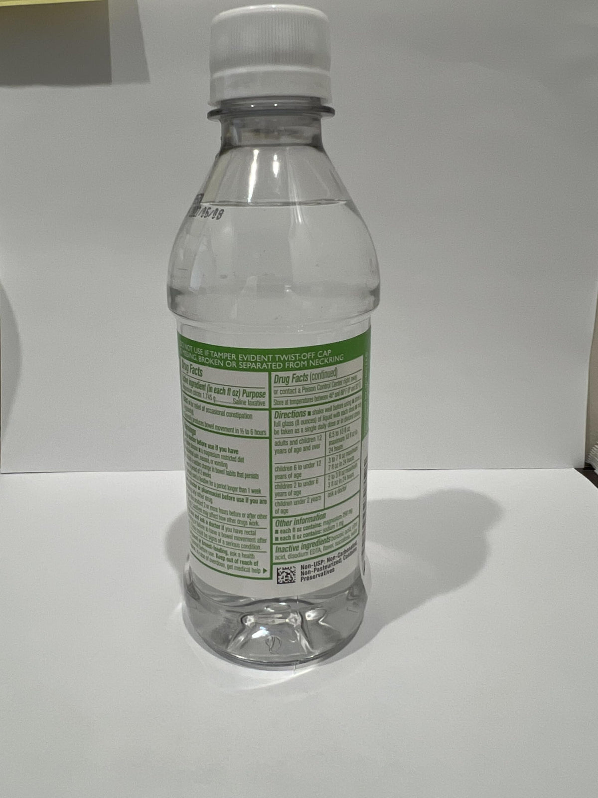 MedRite Solution de Citrate de Magnésium 349g sur une table
