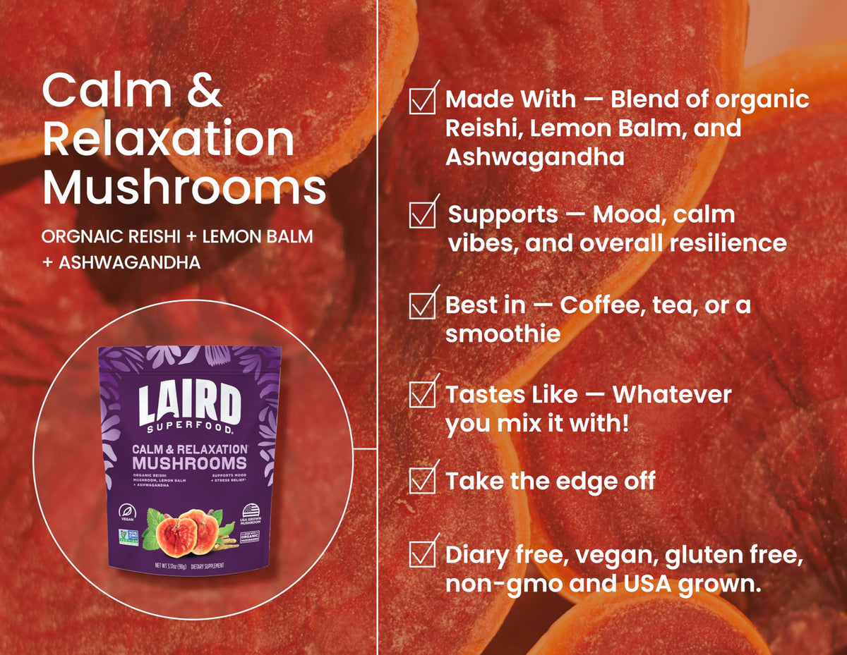 Mélange de Champignons Bio Calm et daily wellness Laird Superfood en utilisation dans un smoothie