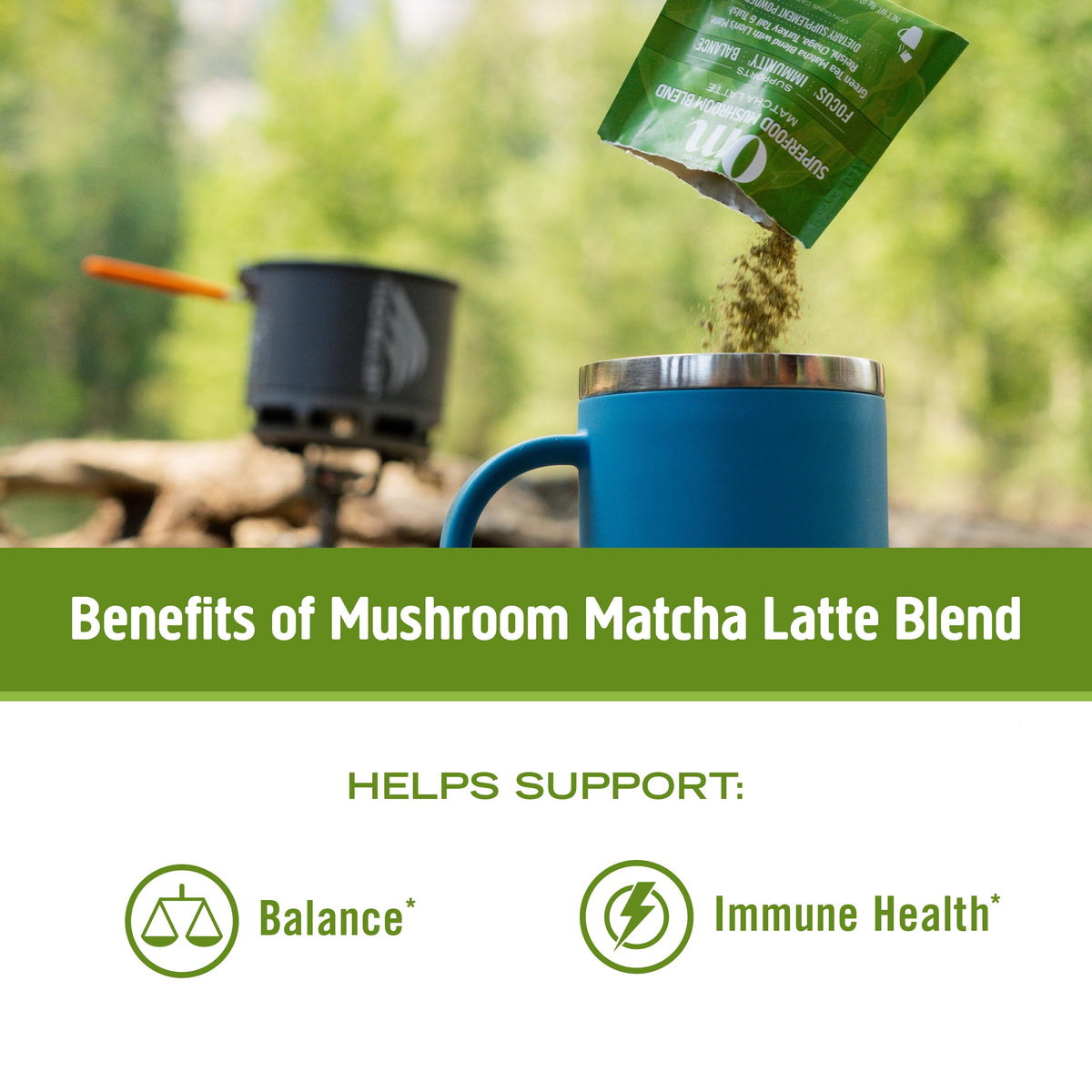 Mélange Latte Matcha OM MUSHROOM SUPERFOOD en préparation