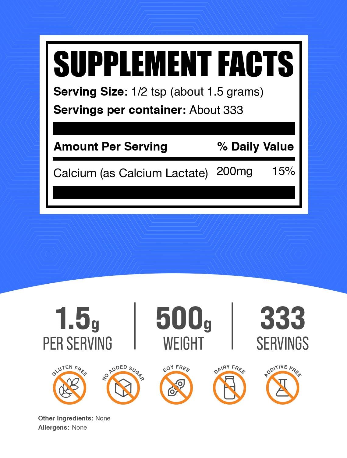 Mesure de poudre de lactate de calcium avec une cuillère