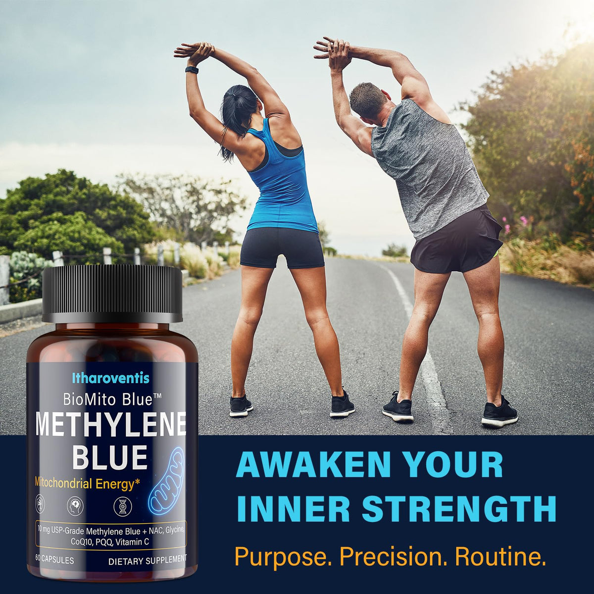 Methylene Blue capsules à côté d'un verre d'eau