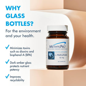 MethylPro L-Méthylfolate 1 mg capsules sur une table avec des ingrédients naturels