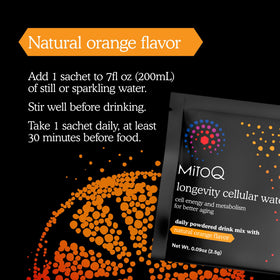 MitoQ Boisson Poudrée Orange mélange dans un verre d'eau