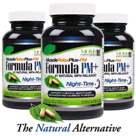 Moms For Nutrition PM Plus capsules avec un verre d'eau