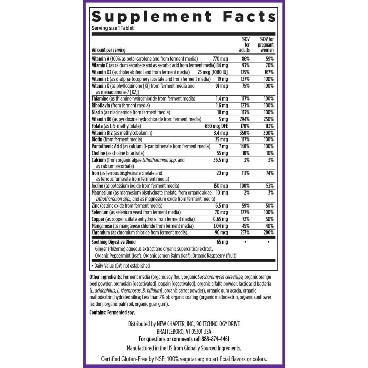 Multivitamine prénatale New Chapter 35+ sur un fond en bois