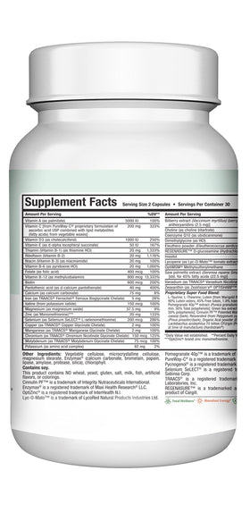 Multivitamines Maxi Health 50+ avec un fond neutre
