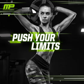 Muscle Pharm EAA BCAA 372g avec un sportif en arrière-plan