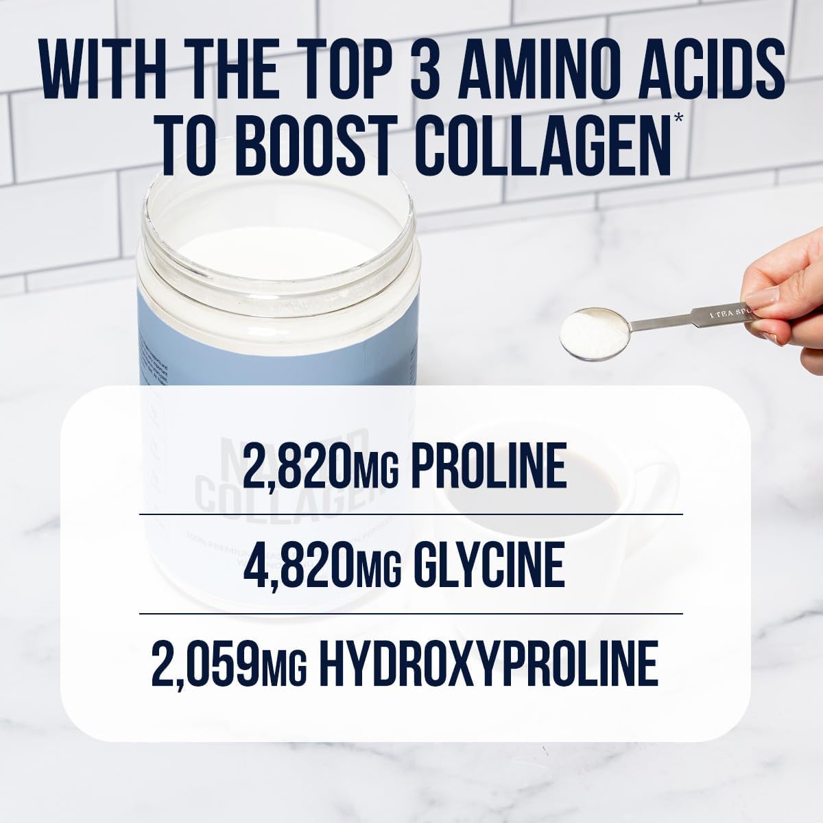 NAKED Collagen Advanced poudre de collagène dans un verre avec une cuillère