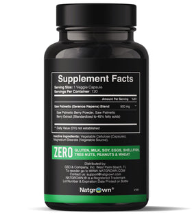 Natgrown Saw Palmetto 500 mg capsules sur une surface blanche