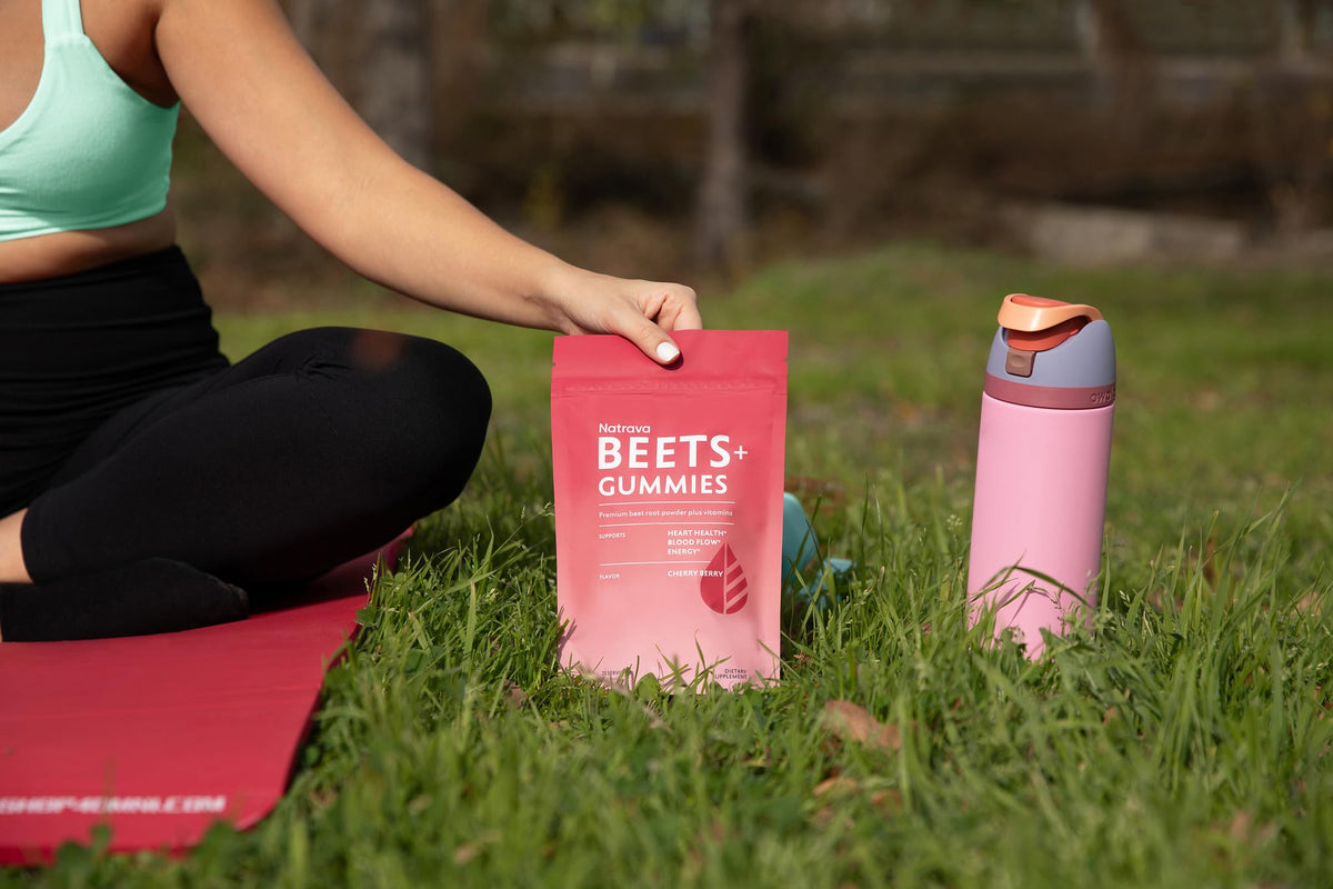 Natrava Gummies Beets+ pot avec couvercle et gummies