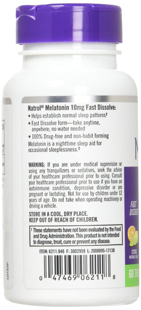 Natrol Mélatonine 10 mg comprimés présentés sur une surface neutre