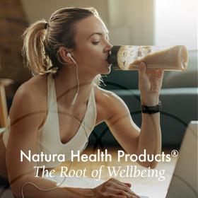 Natura Health Products Amino Whey Pro 508g sur une table