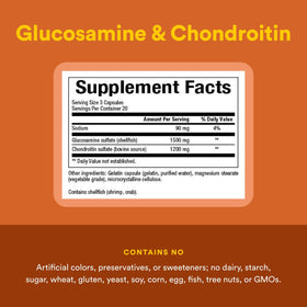 Natural Factors Glucosamine & Chondroitin 120 Capsules avec trois capsules sur une table