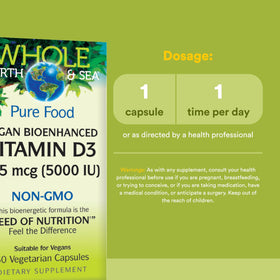 Natural Factors Vitamine D3 capsule sur une cuillère