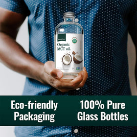 Natural Force Huile MCT Bio près d'un smoothie