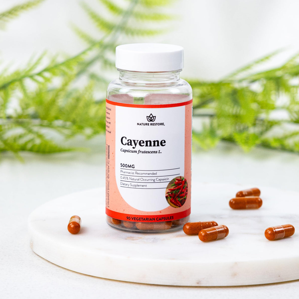 Nature Restore extrait de piment de cayenne 90 capsules avec arrière-plan naturel