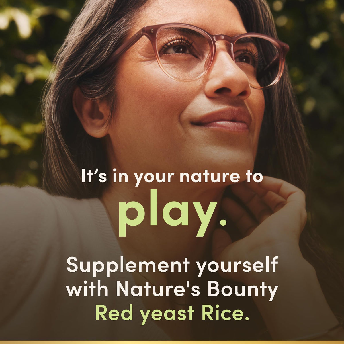 Nature's Bounty Riz de Levure Rouge 600mg capsules on a table