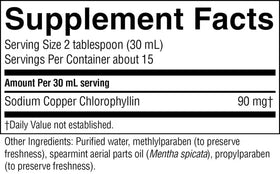 Nature's Sunshine Chlorophylle Liquide 480 ml en situation de consommation
