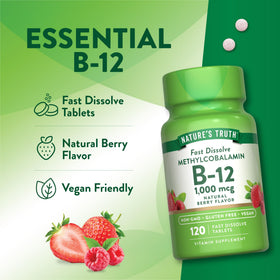 Nature's Truth Vitamine B12 1000 mcg comprimés en main