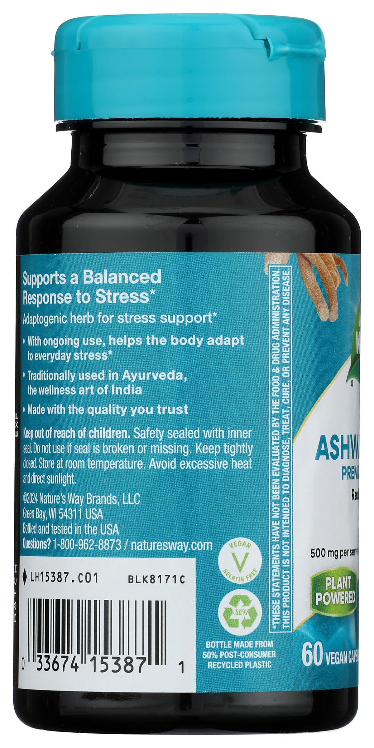 Nature's Way Ashwagandha capsules en mode lifestyle sur une table