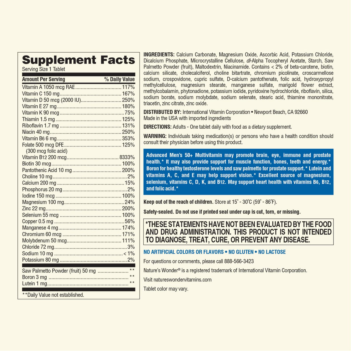 Nature's Wonder Multivitamines 50+ Hommes - comprimés sur une surface en bois