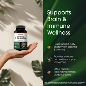NatureBell Complexe de Vitamines B Méthylées, gélules végétariennes sur une cuillère