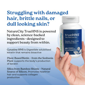 NatureCity True-HNS capsules végétales dans une main