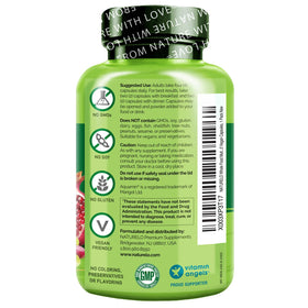 NATURELO Multivitamines pour Hommes - Capsules sur une table
