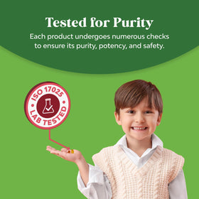 Natures Craft Gummy Multivitamins Enfants, gummies dans une main d'enfant