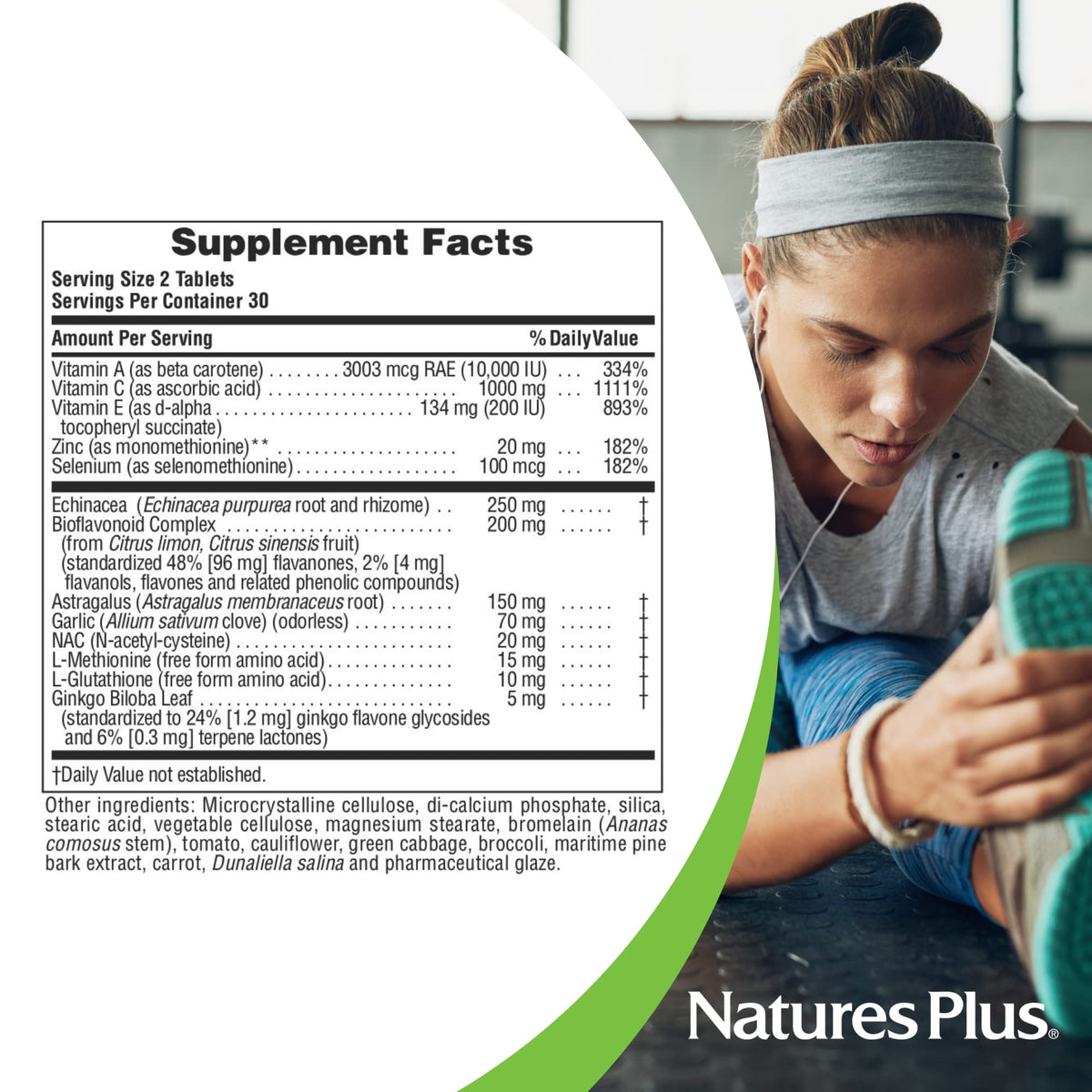 NaturesPlus Commando 2000 comprimés avec une main pour échelle
