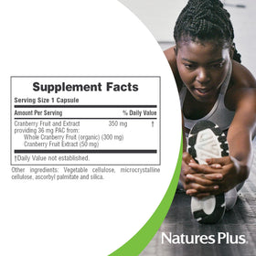 NaturesPlus PRO Cranberry Plus 60 capsules avec un verre d'eau