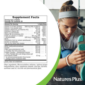 NaturesPlus Ultra Hair Plus comprimés en gros plan sur la texture